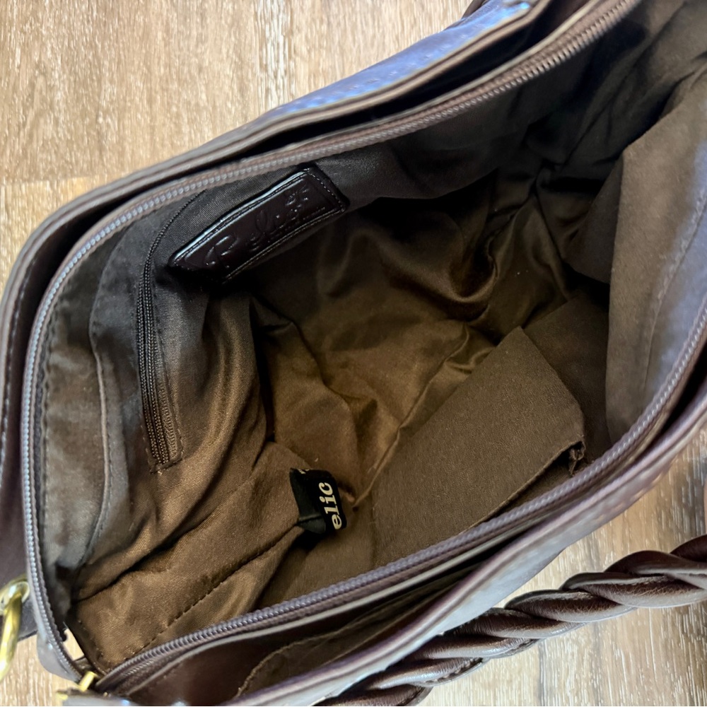 Classic Relic Brown Leather Shoulder Bag with Braided Handles - Picture 5 of 5